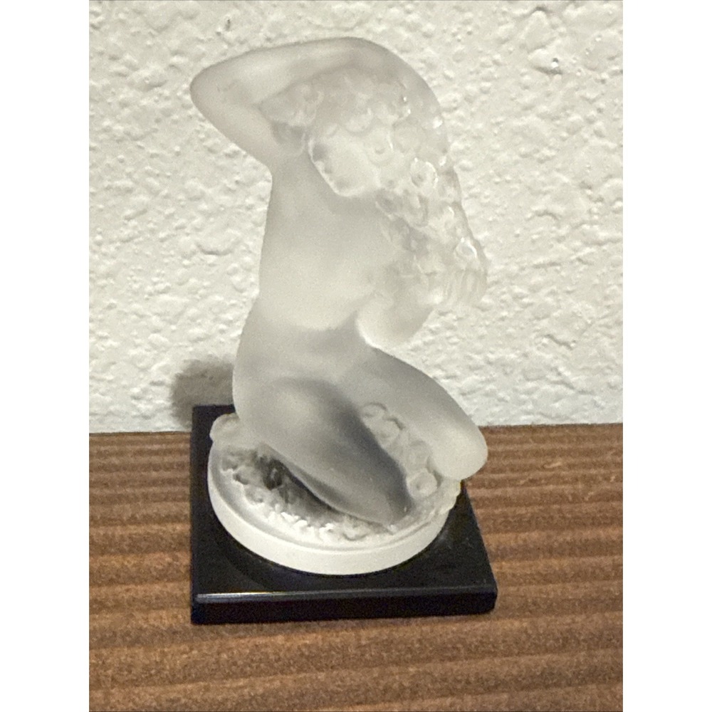 Lalique Frosted Crystal "Floreal" Figure Nude Woman on Black Base, France, 3.5" - Picture 5 of 7